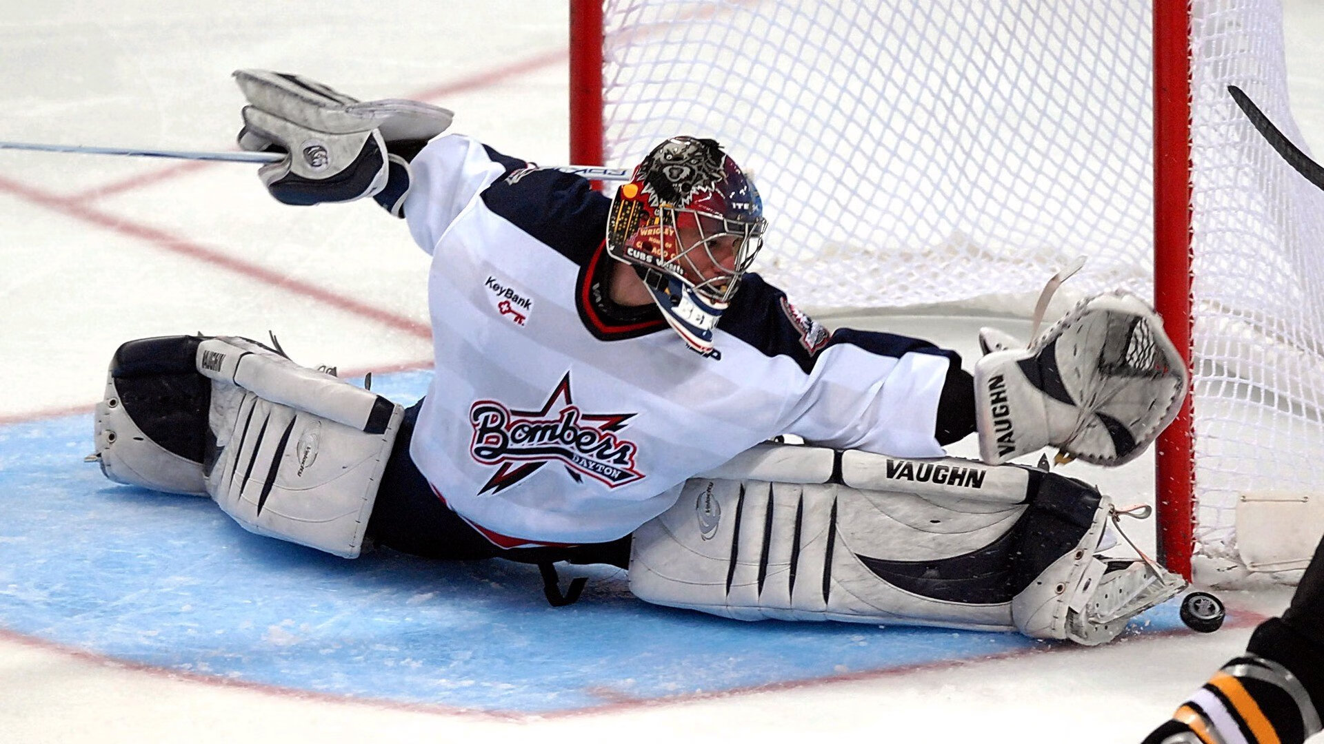 绿茵与硬木，多特蒙德加时鏖战与智利精神的跨界共鸣